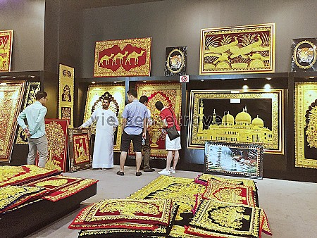 Chợ Thảm Carpet Souk - Mẹo hay mua sắm thảm xịn Ả Rập