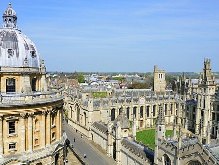 Đại học Oxford nước Anh và những thông tin cần biết