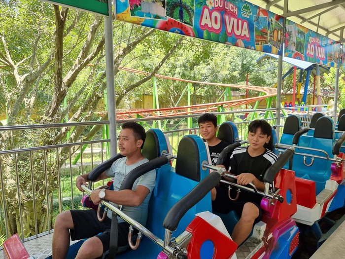 Tour Du Lịch Ao Vua 2 ngày 1 đêm