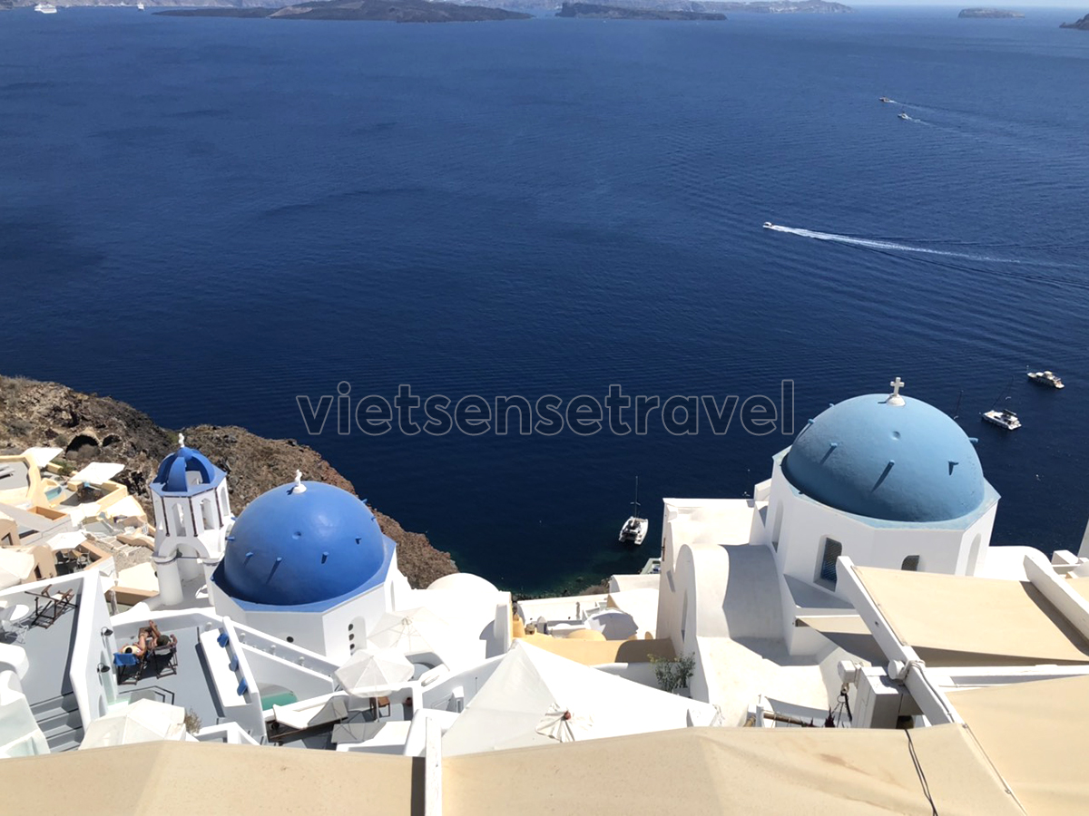 Athens – Santorini – Patras – Kylini – Zante