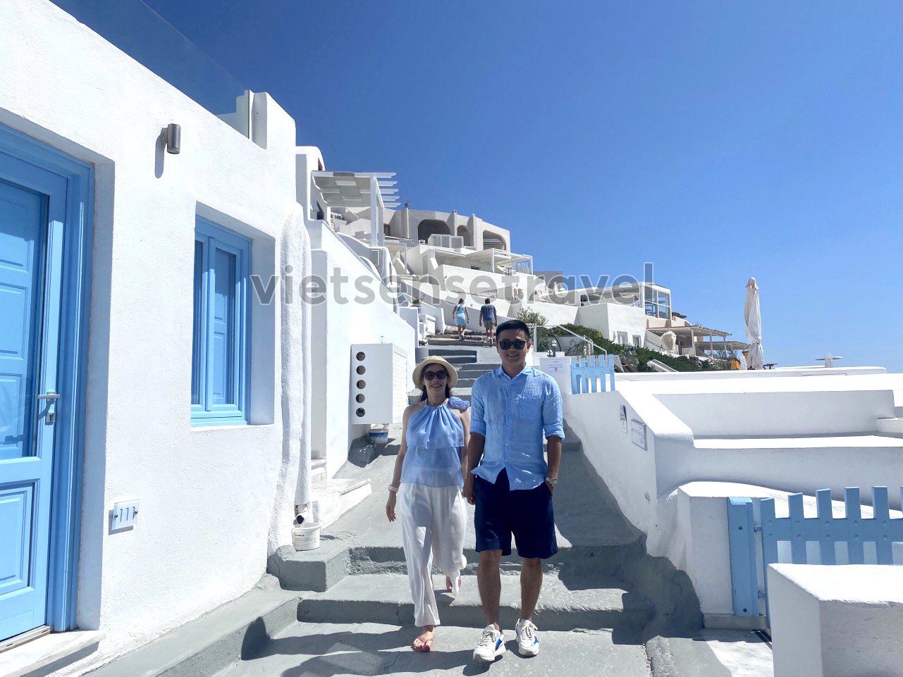 Athens – Santorini – Patras – Kylini – Zante