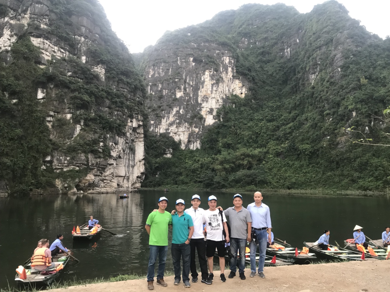 Chùa Bái Đính - Tràng An Khởi Hành Hàng Ngày