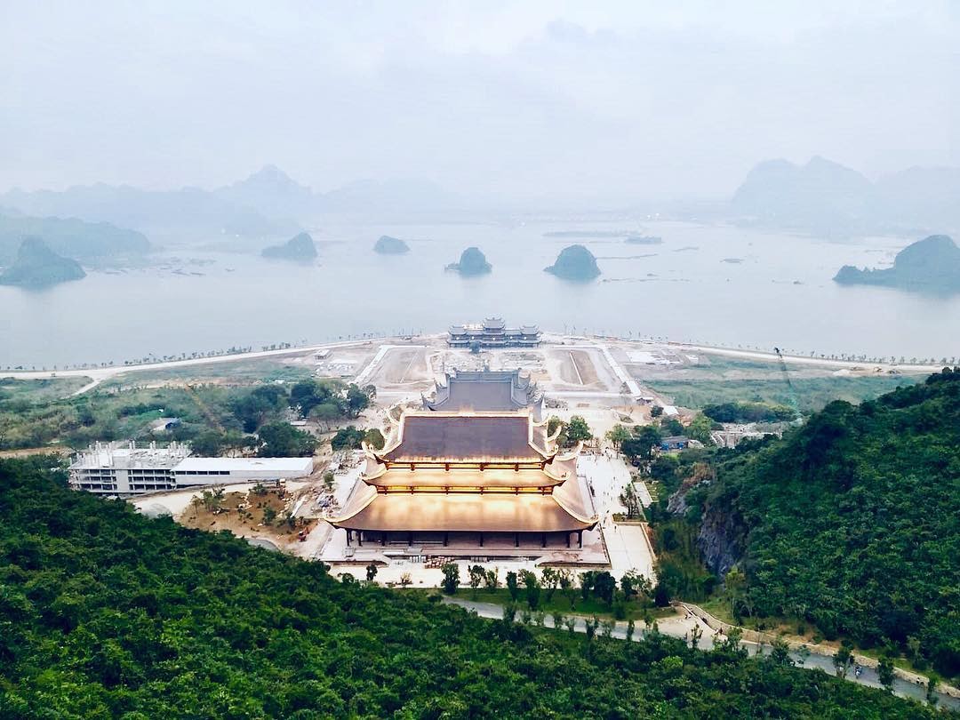 Chùa Tam Chúc – Đầm Vân Long