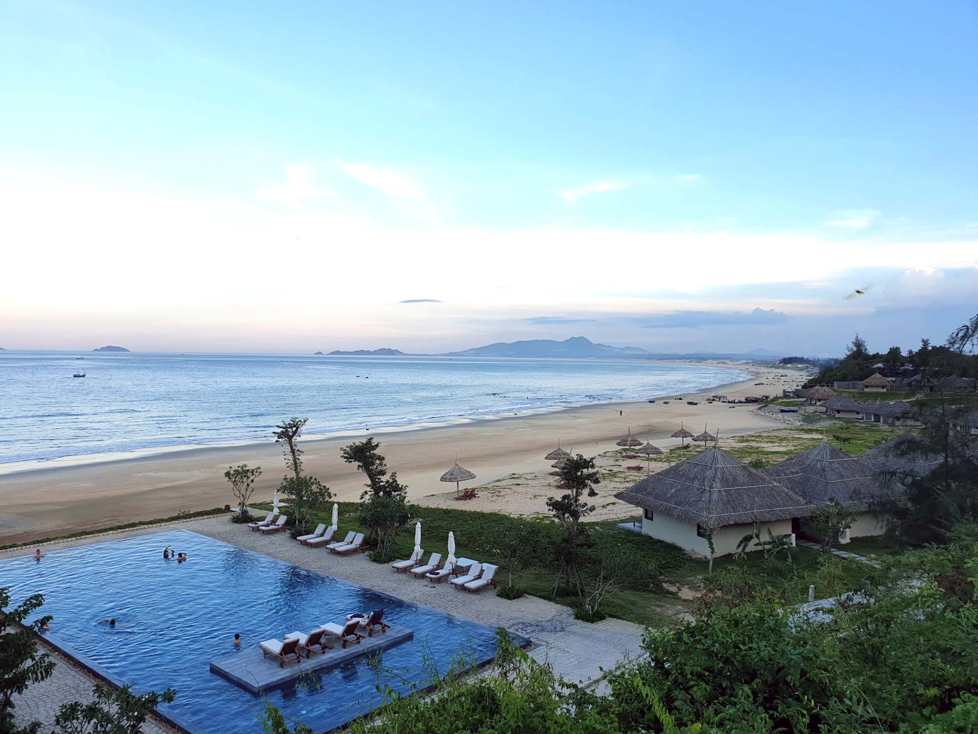 Combo Crown Retreat Resort Quy Nhơn