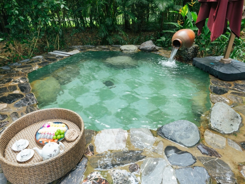 Combo Hòa Bình Serena Resort Kim Bôi 2N1Đ giá ưu đãi