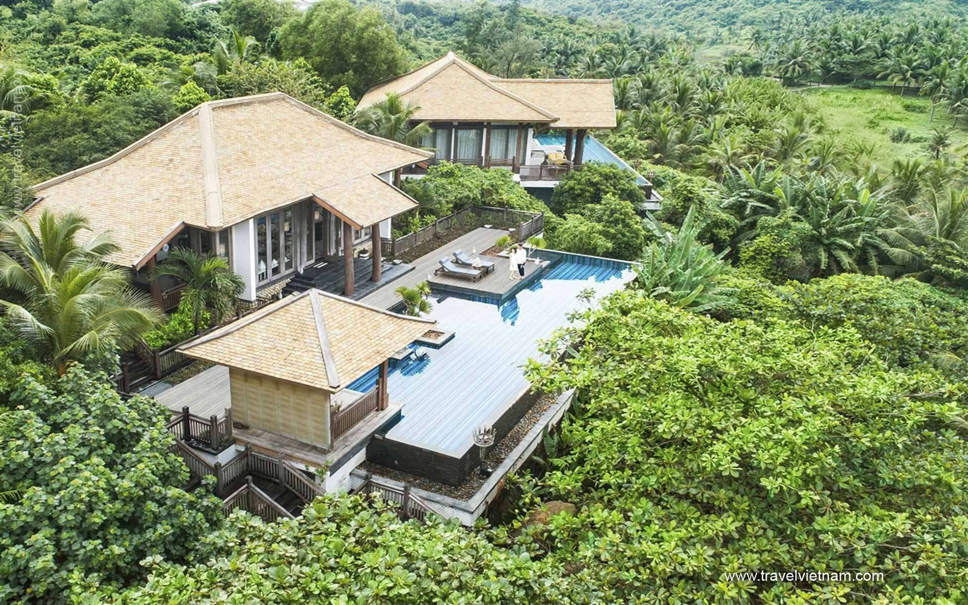 Combo InterContinental Danang Sun Peninsula resort