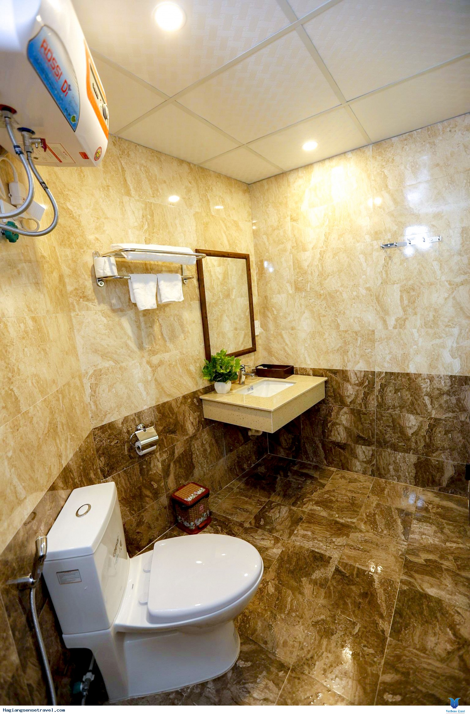 Combo khách sạn Hoàng Ngọc Hà Giang