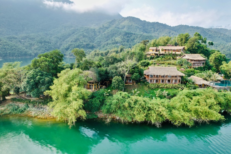 Combo Mai Châu Mai Châu Hideaway Lake Resort 2N1Đ giá tốt