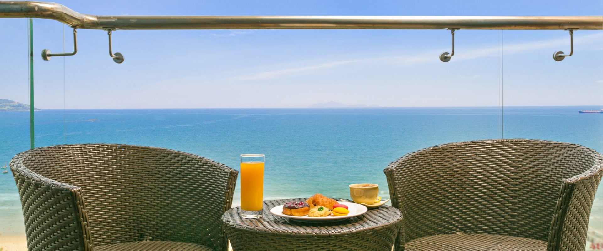 Combo MANDILA BEACH Đà Nẵng 4 sao