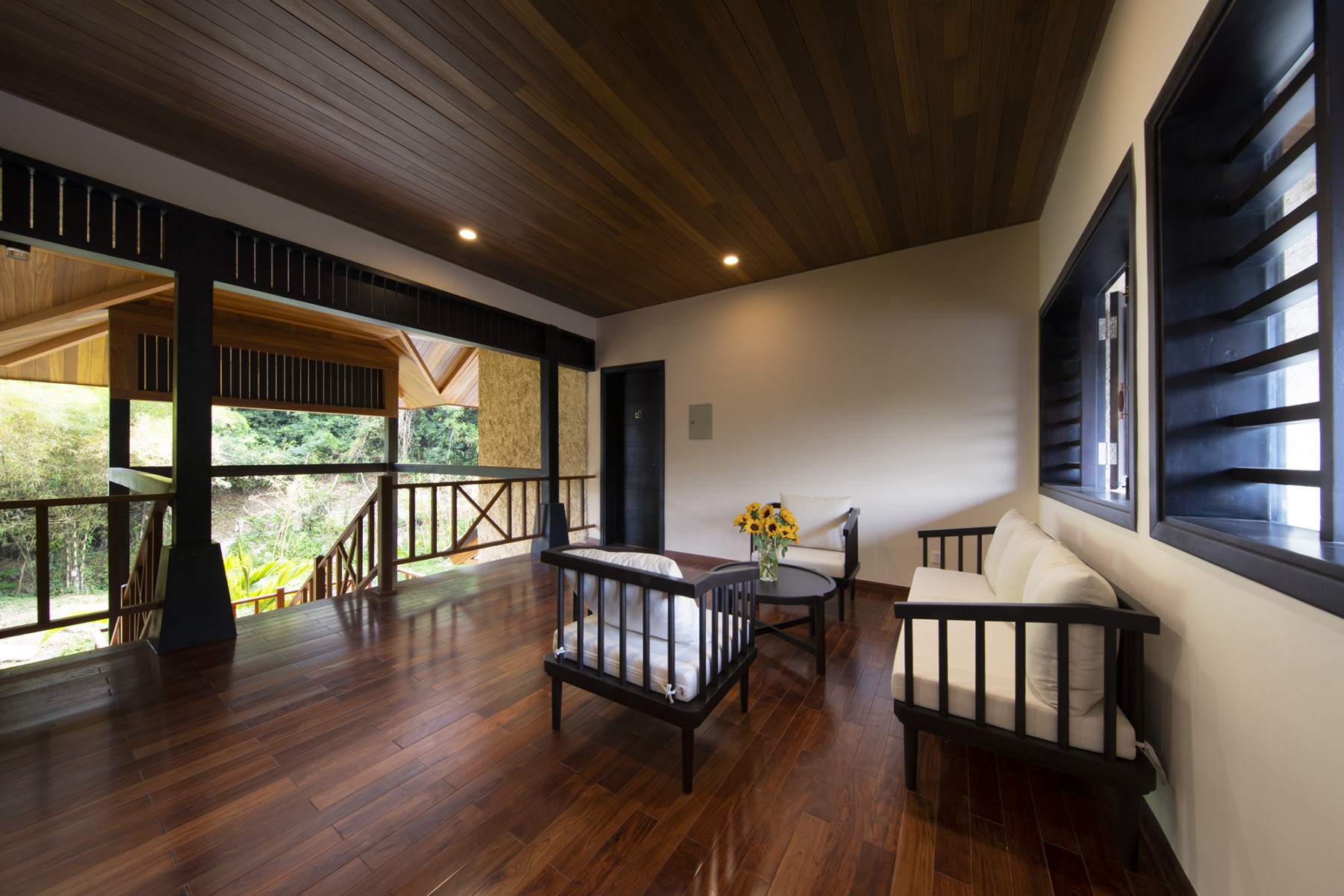 Combo MerPerle Hòn Tằm Resort Nha Trang