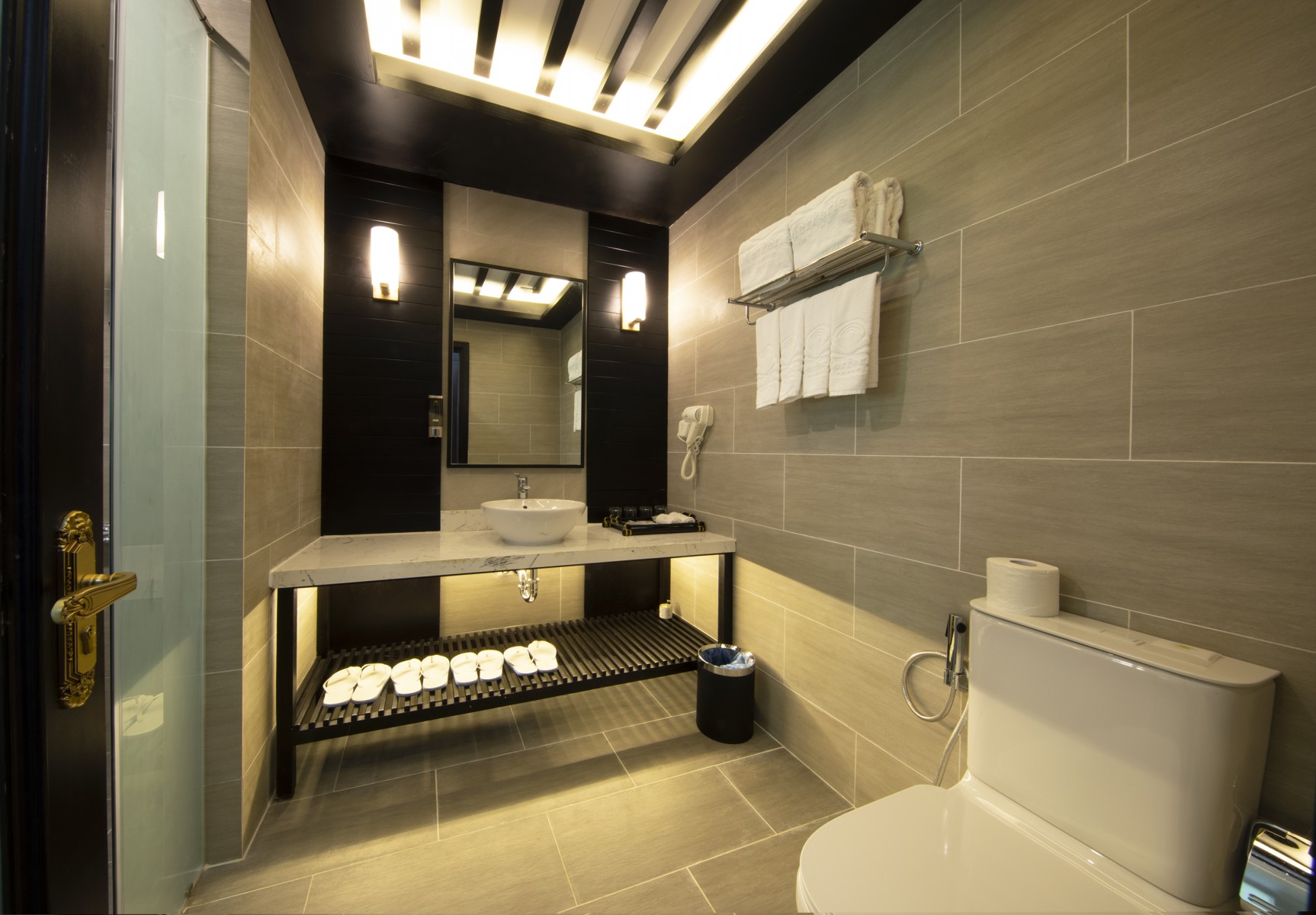 Combo MerPerle Hòn Tằm Resort Nha Trang