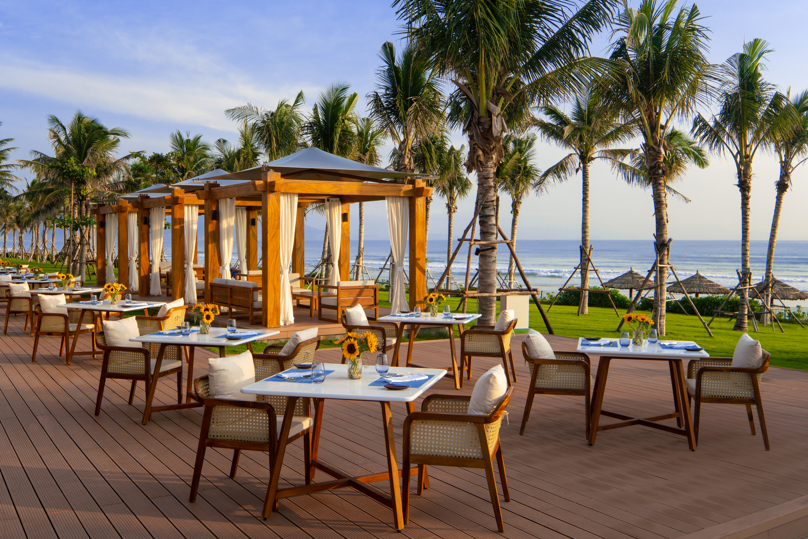 Combo Movenpick Resort Cam Ranh