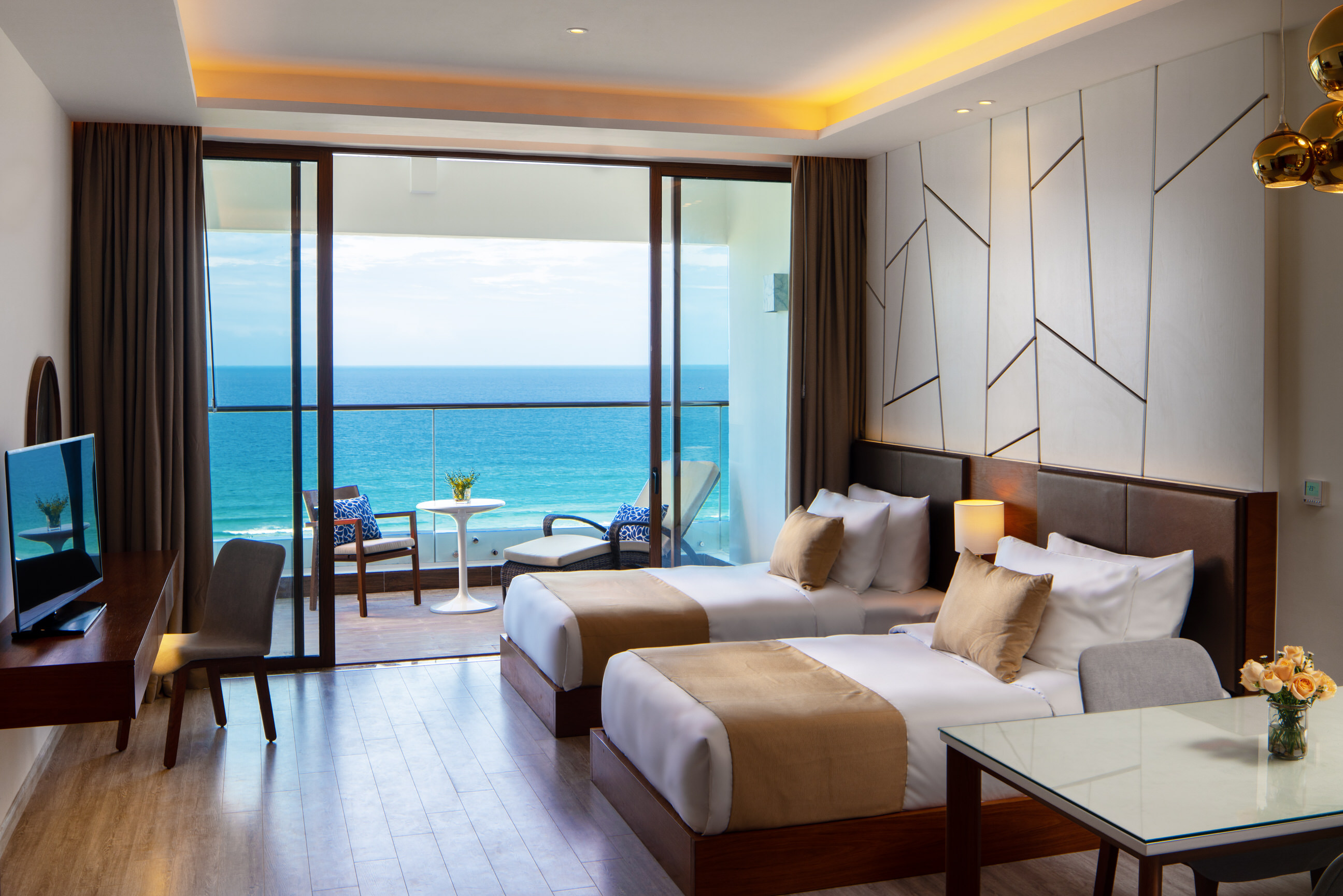 Combo Movenpick Resort Cam Ranh