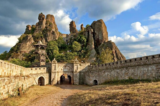 Du Lịch Đông Nam Âu Bulgaria - Serbia - Croatia 2025
