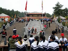 Du Lịch Lễ Hội:  Côn Sơn - Kiếp Bạc - Đền thờ Chu Văn An