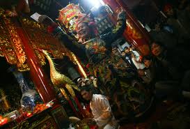 Du Lịch Lễ Hội:  Phủ Giầy - Đền Trần