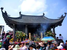 Du Lịch Lễ Hội:  Yên Tử