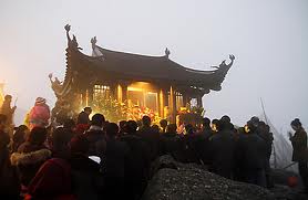 Du Lịch Lễ Hội:  Yên Tử