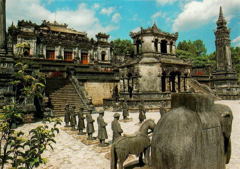 Du Lịch Miền Trung: Hà Nội – Huế - Lăng Cô - Đà Nẵng