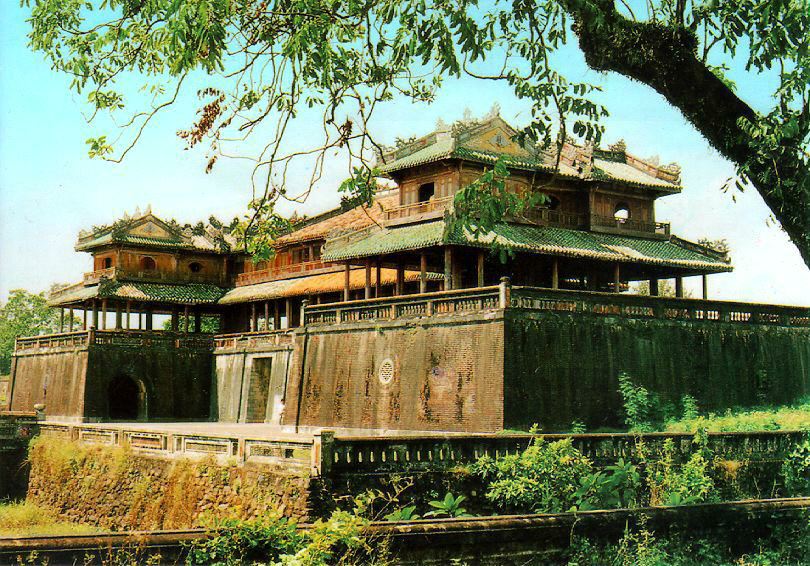 Du Lịch Miền Trung: Hà Nội – Huế - Lăng Cô - Đà Nẵng