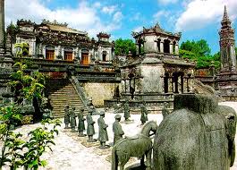 Du Lịch Miền Trung:  Huế - Thành Cổ Quảng Trị – Động Phong Nha