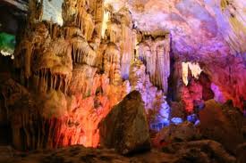 Du Lịch Miền Trung:  Huế - Thành Cổ Quảng Trị – Động Phong Nha