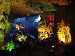 Du Lịch Miền Trung: TP HCM – Đà Nẵng - Sơn Trà – Hội An – Huế  - Phong Nha