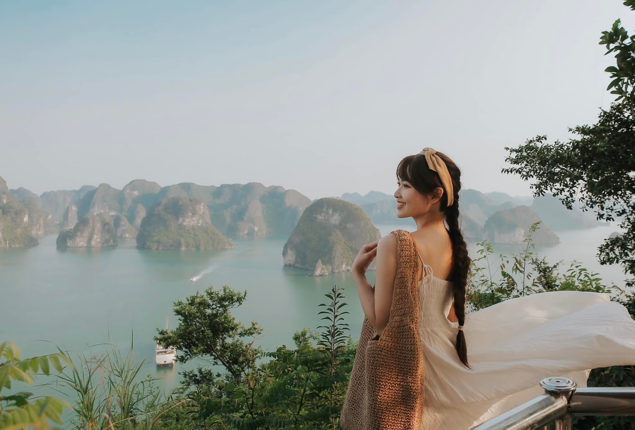 Du Lịch Trăng Mật: Vịnh Hạ Long – Nơi Tình Yêu Bắt Đầu