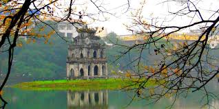 Du Thuyền Hồ Tây