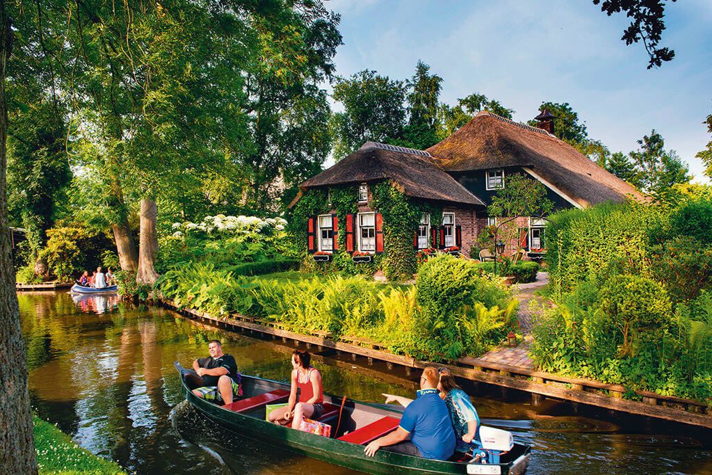 Ghé Thăm Làng Cổ Giethoorn - Chốn Quê Thanh Bình Đẹp Nhất Hà Lan