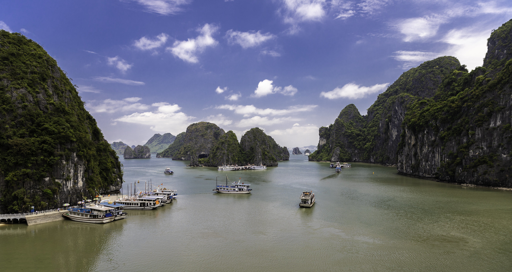 Hà Nội – Hạ Long – Tuần Châu – Bút Tháp – Bát Tràng – Hà Nội 4 Ngày