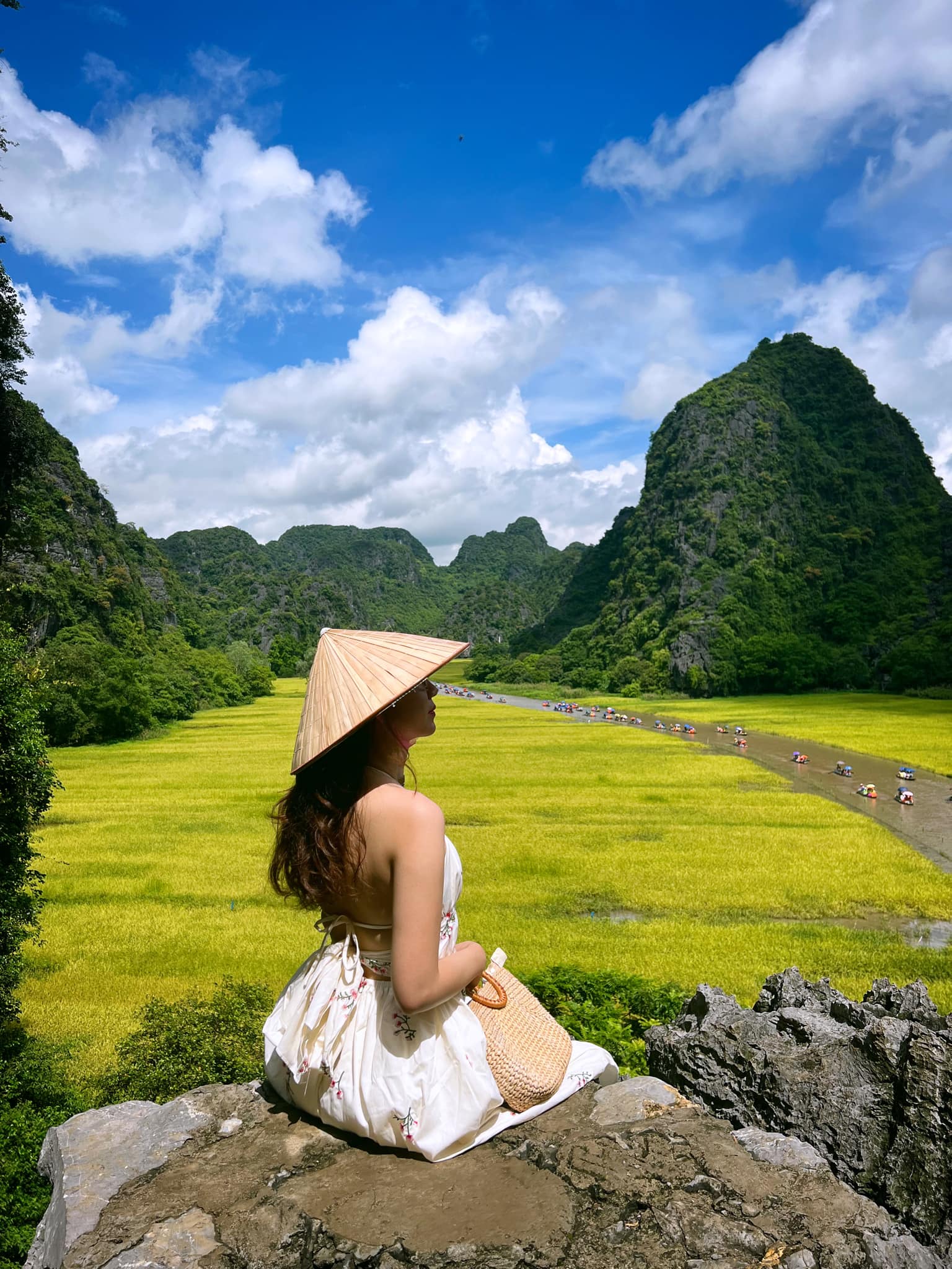 HÀ NỘI – HOA LƯ – TAM CỐC - HÀ NỘI