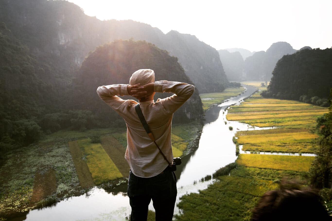 HÀ NỘI – HOA LƯ – TAM CỐC - HÀ NỘI