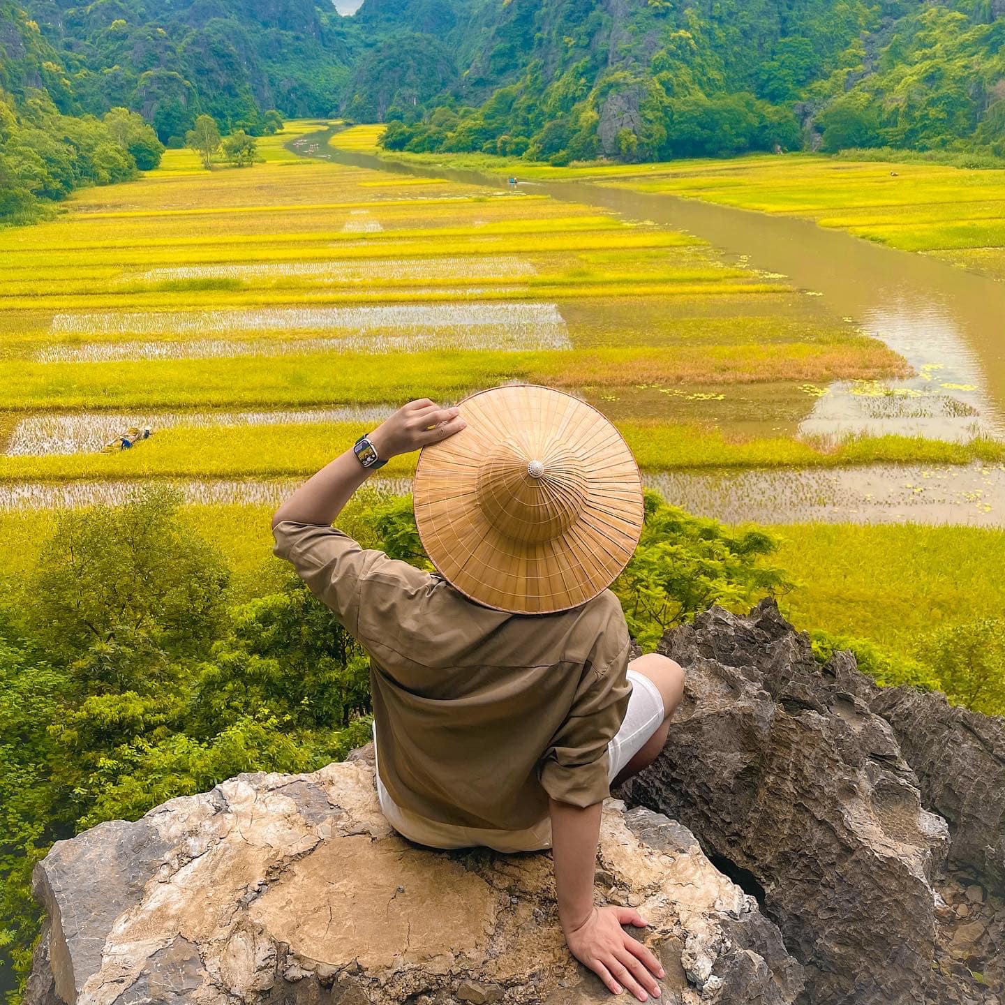 HÀ NỘI – HOA LƯ – TAM CỐC - HÀ NỘI