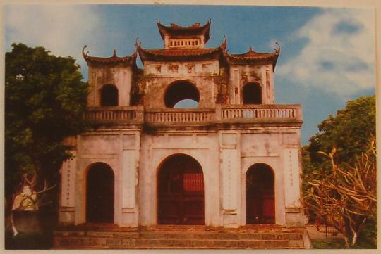Hà Nội – Quần thể di tích lịch sử thị xã Hưng Yên(Văn Miếu – Chùa Chuông - Đền Mẫu - Đền Thiên Hậu) – Hà Nội.