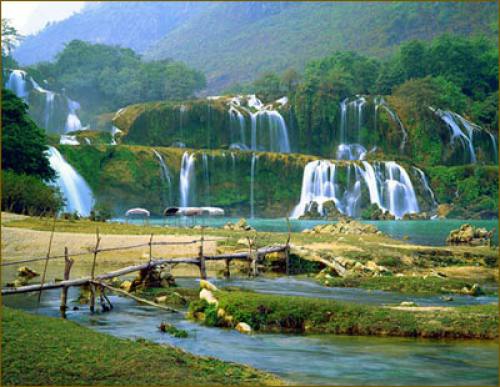 HÀ NỘI – THỦY ĐIỆN HÒA BÌNH - MAI CHÂU – KIM BÔI - HÀ NỘI