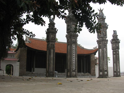 Hà Nội - Đình Chèm – Chùa Bồ Đề – Bát Tràng – Hà Nội