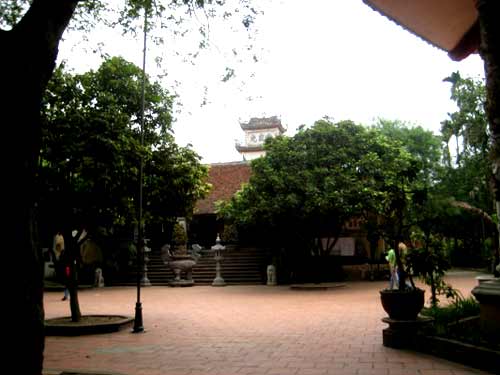 Hà Nội - Đình Chèm – Chùa Bồ Đề – Bát Tràng – Hà Nội