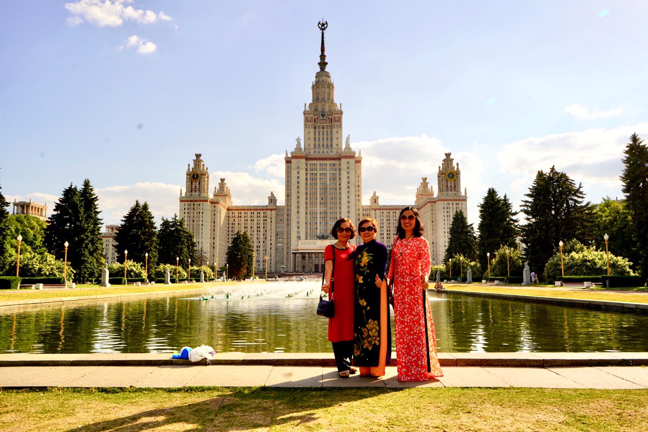 Mùa Thu Moscow – Saint Petersburg 8 Ngày