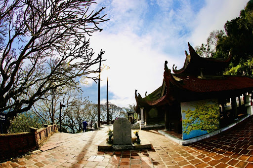 Thứ 5 Hàng Tuần: Hà Nội - Bái Đính - Tràng An - Hạ Long - Yên Tử - Hà Nội