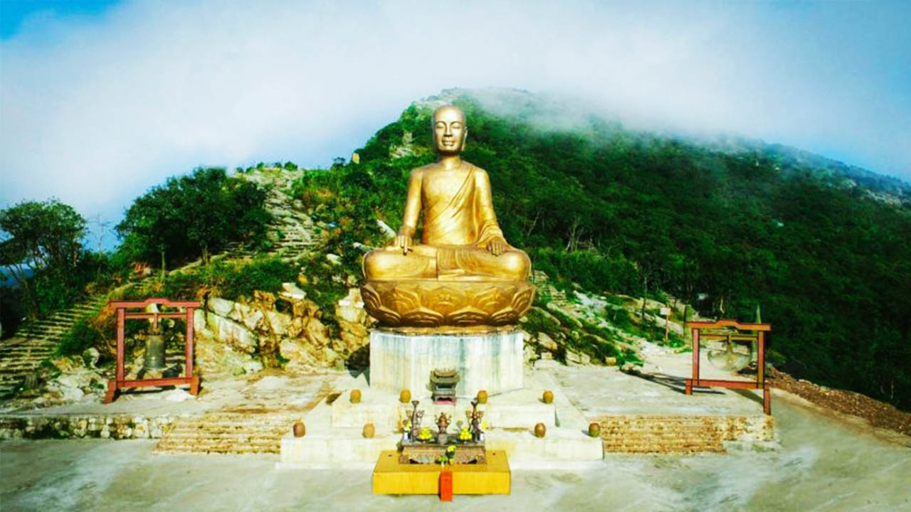 Thứ 5 Hàng Tuần: Hà Nội - Bái Đính - Tràng An - Hạ Long - Yên Tử - Hà Nội