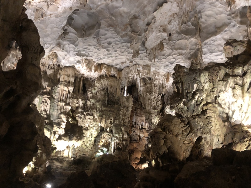 Tour biển Bãi Cháy Vịnh Hạ Long 3 ngày 2 đêm