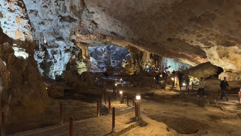 Tour biển Bãi Cháy Vịnh Hạ Long 3 ngày 2 đêm