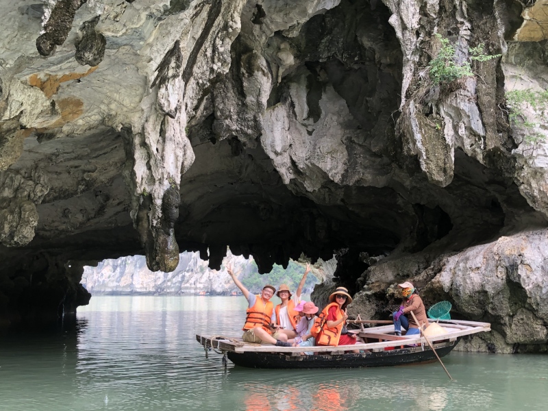 Tour biển Bãi Cháy Vịnh Hạ Long 3 ngày 2 đêm