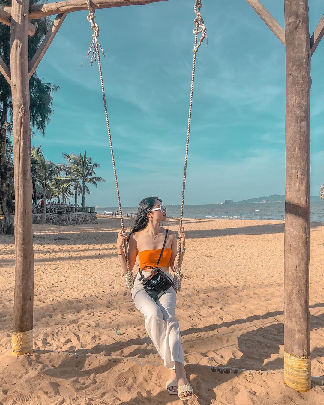 Tour Biển Hải Hòa - Tĩnh Gia 2 Ngày 1 Đêm