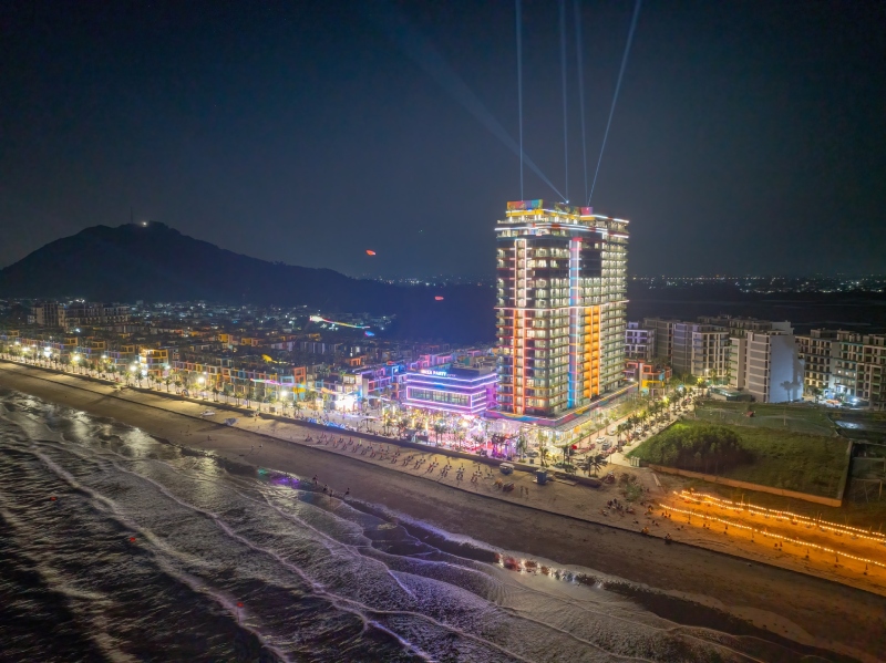 Tour biển Hải Tiến Ibiza Flamingo Resort 3 ngày 2 đêm từ Hà Nội