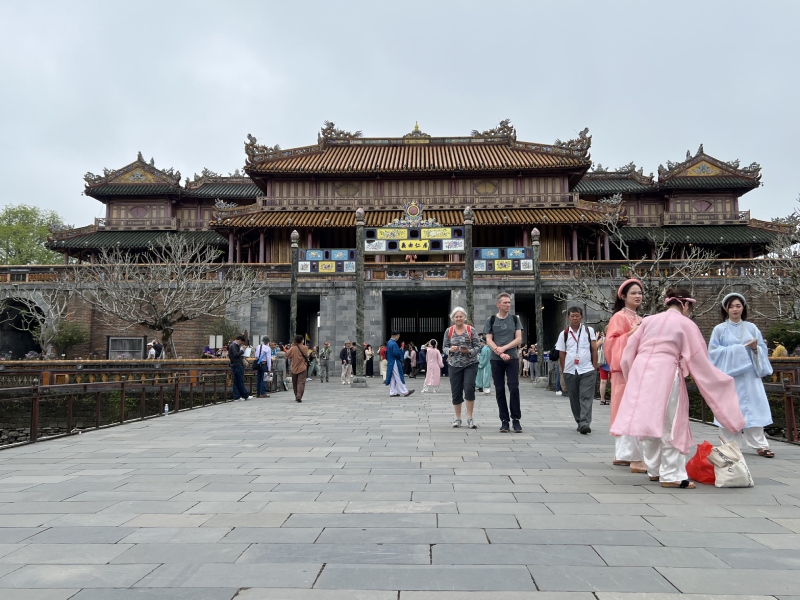 Tour biển Lăng Cô Cố Đô Huế 3 ngày 2 đêm