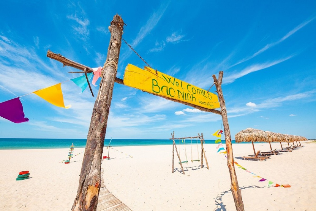Tour Biển Nhật Lệ - Viếng Mộ Đại Tướng - Động Thiên Đường 3N4Đ