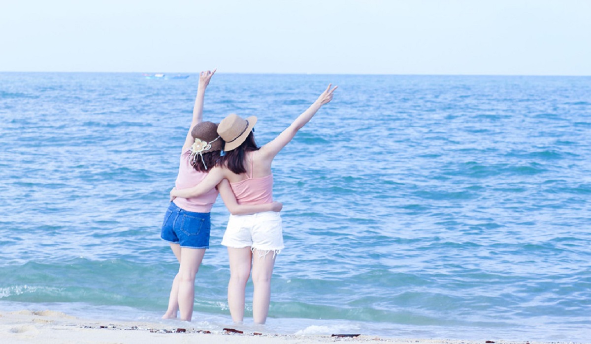 Tour Biển Nhật Lệ - Viếng Mộ Đại Tướng - Động Thiên Đường 3N4Đ