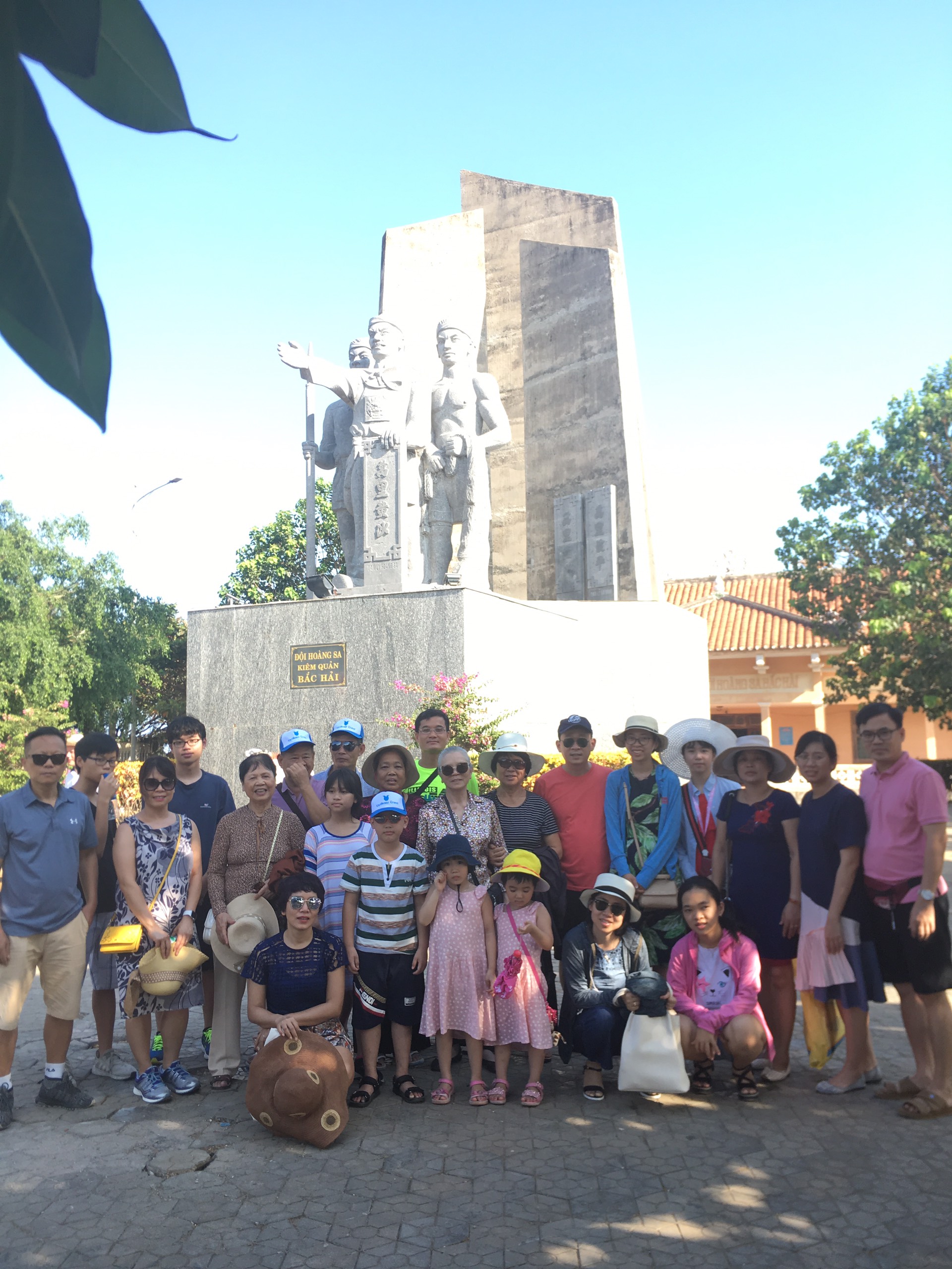 Tour Đảo Lý Sơn 4 Ngày 3 Đêm - Khám phá đảo tiên giữa dòng nước xanh biếc
